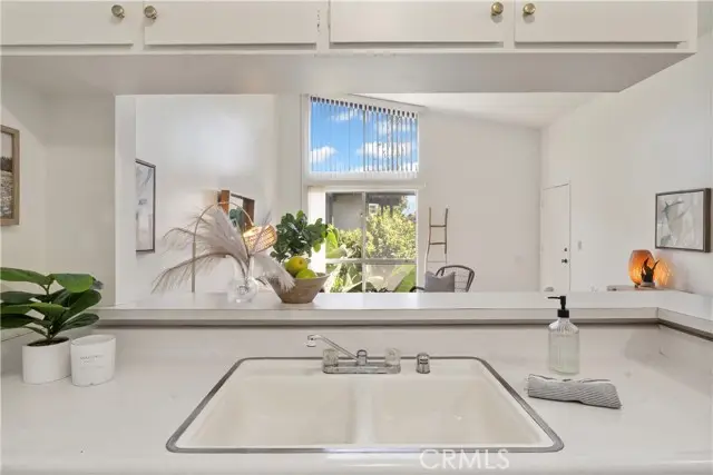 826 Coriander Drive #D, Torrance, CA 90502 - Image #3