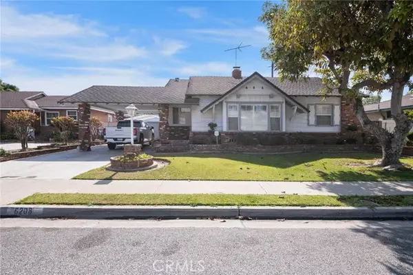 6208 Hedda Street, Lakewood, CA 90713