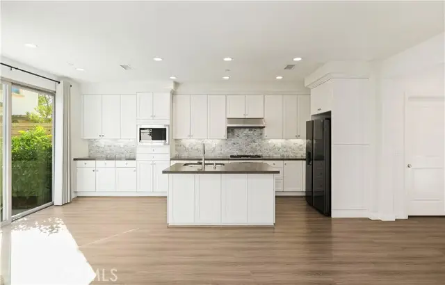 128 Full Sun, Irvine, CA 92618 - #3