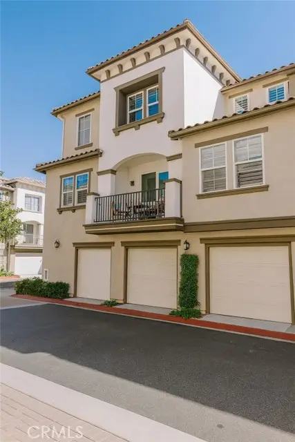 8045 Torino, Stanton, CA 90680