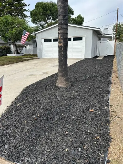 1021 E Gaillard, Azusa, CA 91702