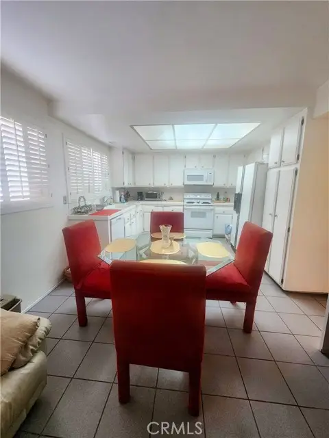 2 Lincoln Court, Buena Park, CA 90620 - Image #3