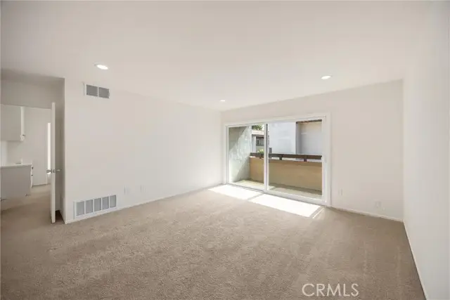 2521 W Sunflower Avenue #R8, Santa Ana, CA 92704 - #3