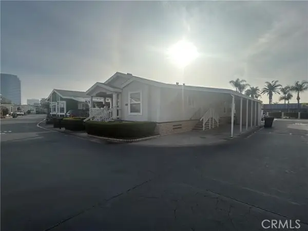 2300 Lewis Stree Street, Anaheim, CA 92802