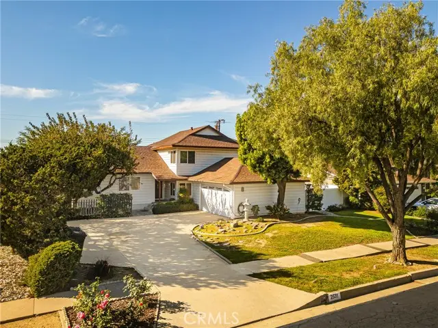 2531 Hartford, Fullerton, CA 92835 - Image #2