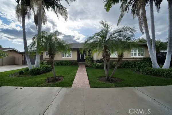 2076 N Mori Lane, Orange, CA 92867