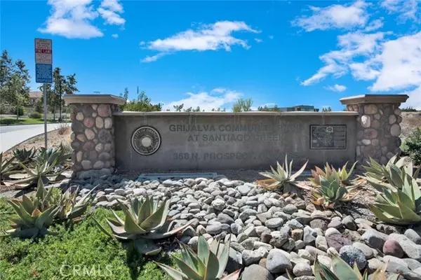 677 N Clinton Street, Orange, CA 92867