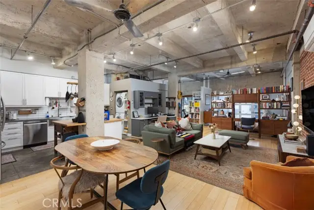 100 W 5th Street #3G, Long Beach, CA 90802 - #2