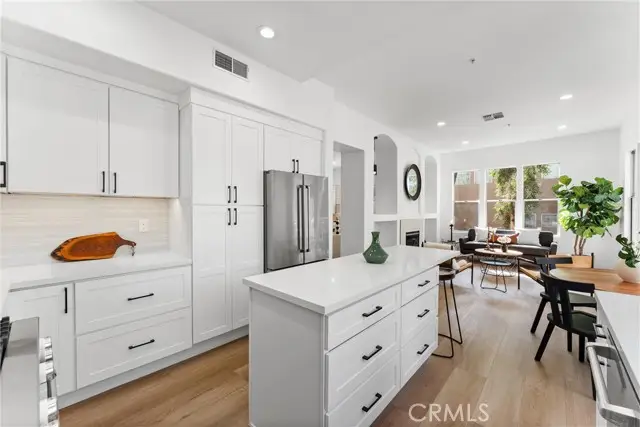 397 San Vicente Lane, Anaheim, CA 92807 - Image #3