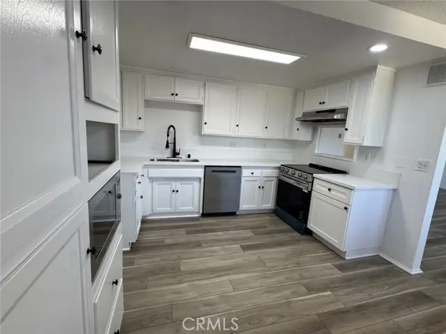 14919 S Normandie Avenue #18, Gardena, CA 90247 - Image #2