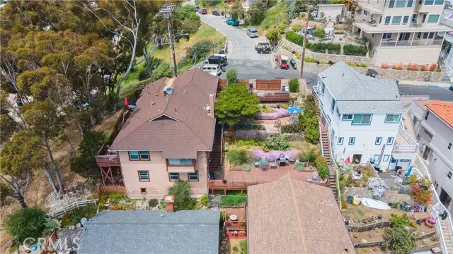 358 Metropole Avenue, Avalon, CA 90704 - Image #2