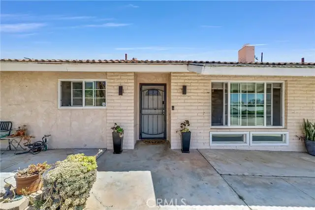 5622 Sharon Way, Riverside, CA 92509 - Image #3
