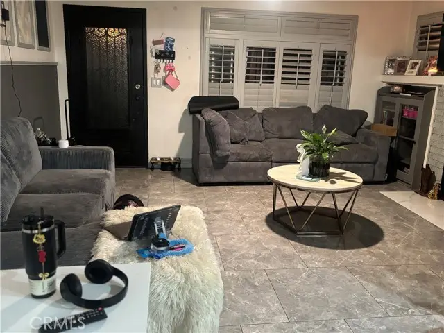 5820 Cimarron Street, Los Angeles, CA 90047 - Image #3