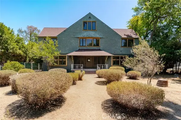 696 Saint John Avenue, Pasadena, CA 91105