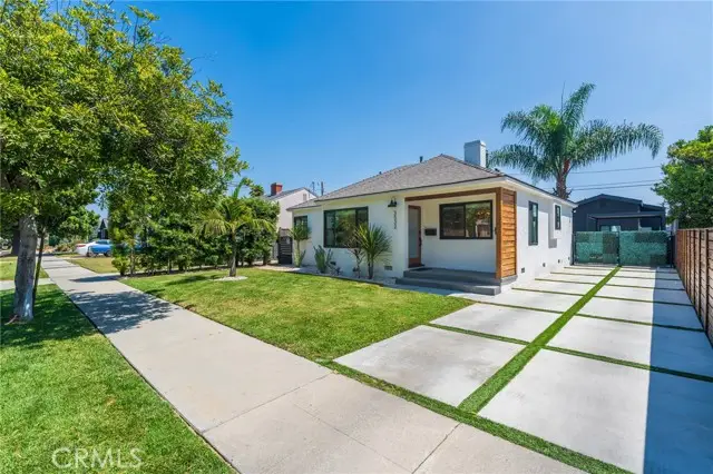 3532 S Muirfield Road, Los Angeles, CA 90016 - Image #1