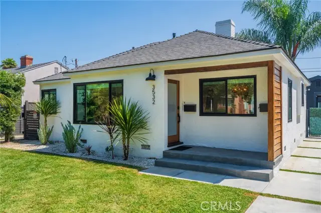 3532 S Muirfield Road, Los Angeles, CA 90016 - Image #2