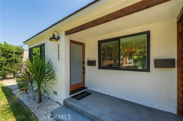 3532 S Muirfield Road, Los Angeles, CA 90016 - Image #3