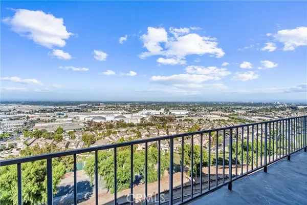 2700 E Panorama Drive #402, Signal Hill, CA 90755
