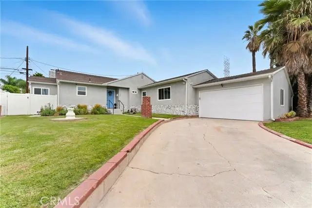 7343 Hannon St, Downey, CA 90240 - Image #2