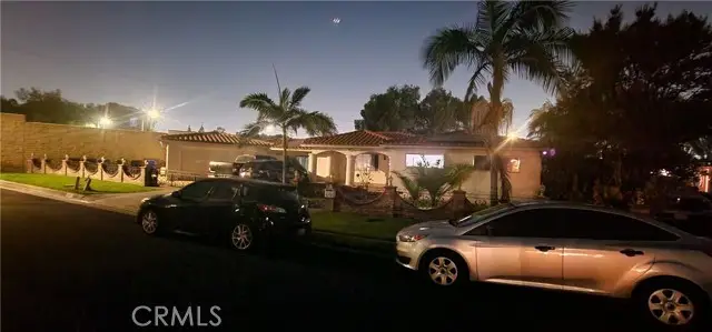 9017 Arrington Avenue, Downey, CA 90240 - #2