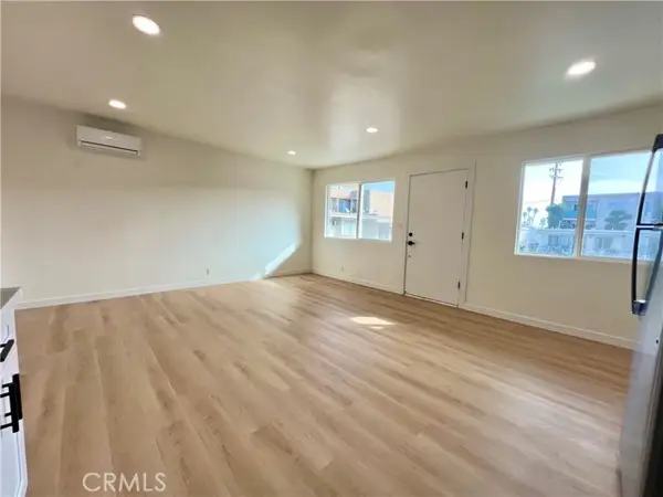 3500 Elm #31, Long Beach, CA 90807