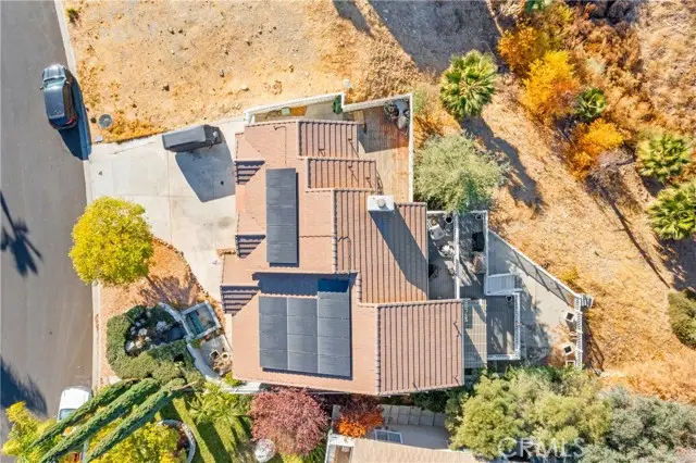 22920 Green Pine Drive, Canyon Lake, CA 92587 - Image #2