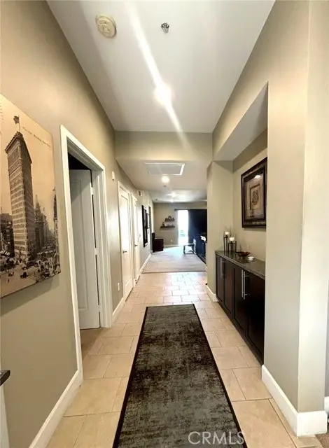 300 E 4th Street #422, Long Beach, CA 90802