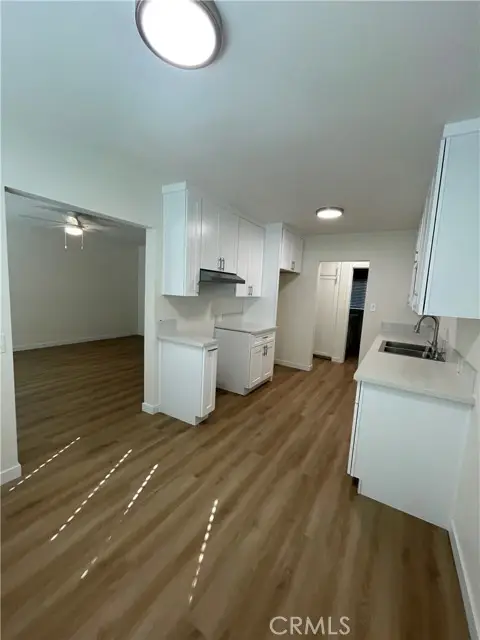 10812 California, Lynwood, CA 90262 - Image #2