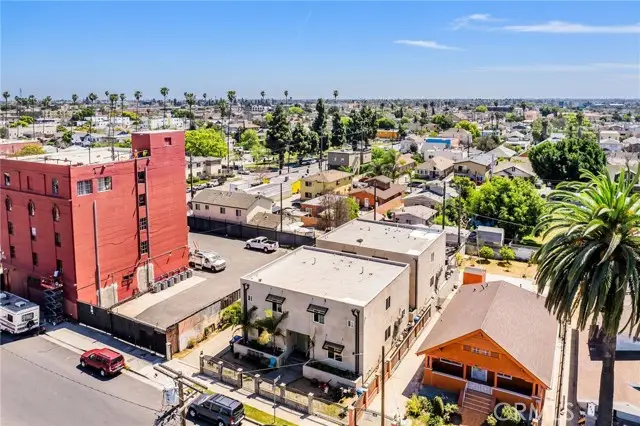 816 W 47th Street, Los Angeles, CA 90037 - Image #3