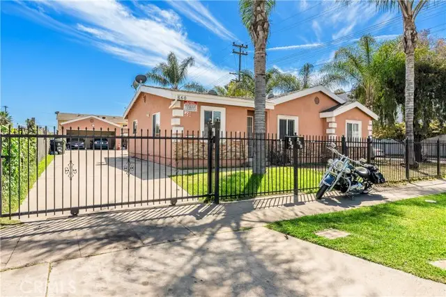 660 W 94th Street, Los Angeles, CA 90044 - Image #1