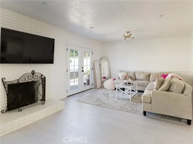 7559 Midfield Avenue, Los Angeles, CA 90045 - Image #3