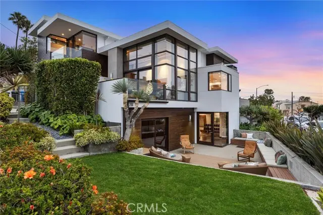 2114 Manhattan Ave, Hermosa Beach, CA 90254 - Image #1