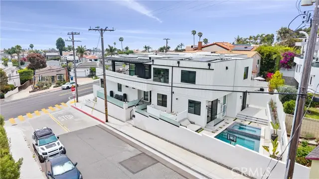1504 Prospect Avenue, Hermosa Beach, CA 90254 - Image #2