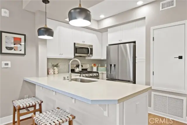 927 Deep Valley Drive #125, Rolling Hills Estates, CA 90274 - Image #3