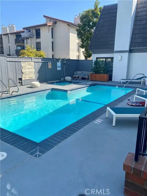 8105 Redlands Street #107, Playa Del Rey, CA 90293 - Image #3