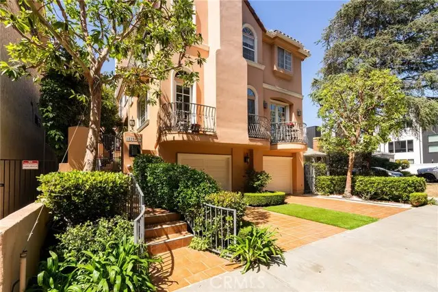 1827 Barry Avenue #2, Los Angeles, CA 90025 - Image #2