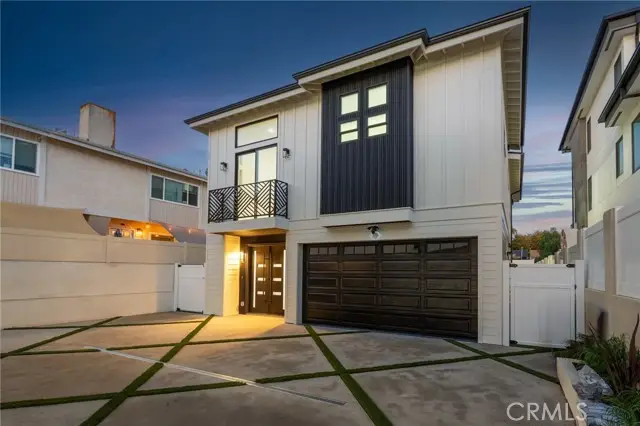 110 S Irena Avenue #B, Redondo Beach, CA 90277 - Image #3