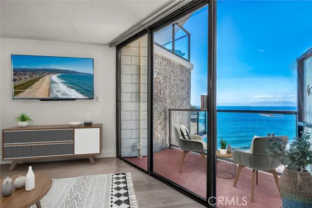531 Esplanade #903, Redondo Beach, CA 90277 - Image #3