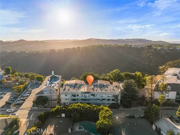 2345 Roscomare #302, Los Angeles, CA 90077