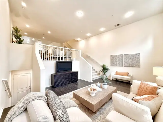 5547 Strand #103, Hawthorne, CA 90250 - Image #3