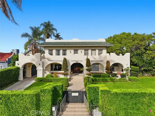 3741 W 27th, Los Angeles, CA 90018