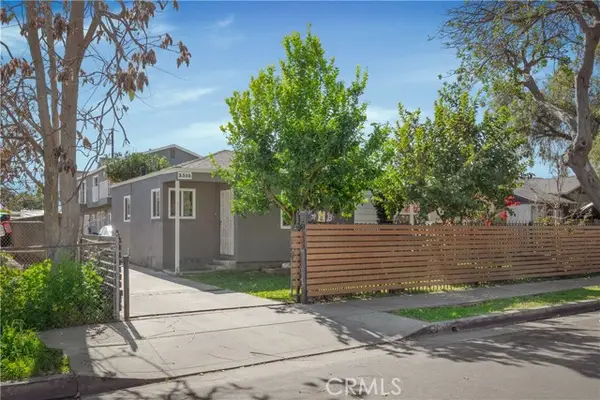 3310 Palm Ave, Lynwood, CA 90262