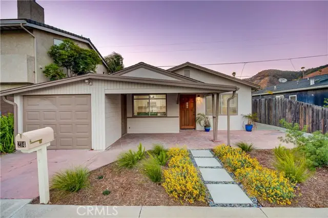 214 Placentia Avenue, Pismo Beach, CA 93449 - Image #2