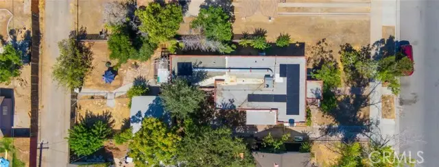 325 Flower Street, Bakersfield, CA 93305 - Image #2