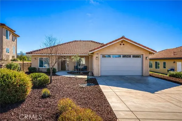 2210 Holly Drive, Paso Robles, CA 93446