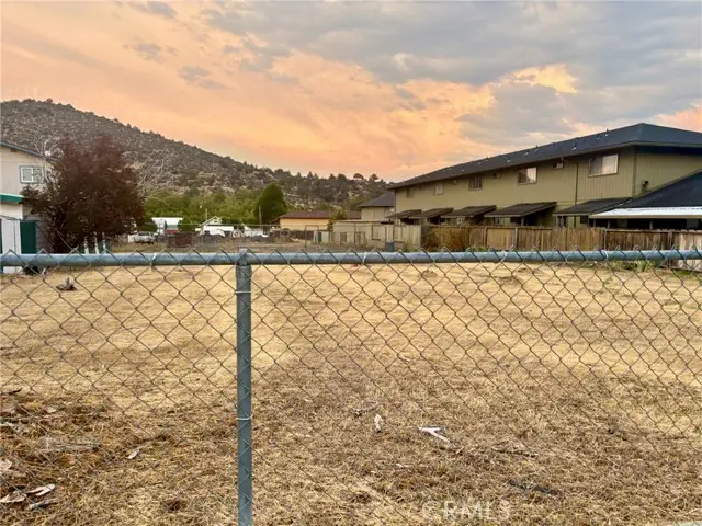 1106 S. Oregon St., Yreka, CA 96097 - Image #2