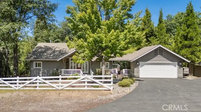 1227 Eddy Drive, Mount Shasta, CA 96067 - Image #2
