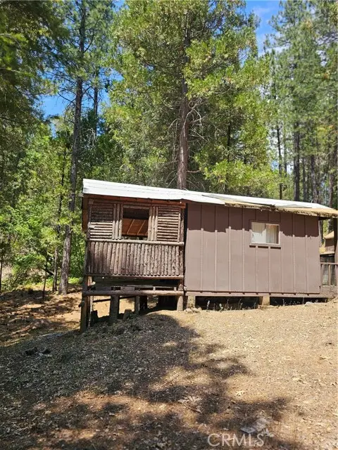 15824 Valhalla Drive, Oak Run, CA 96069