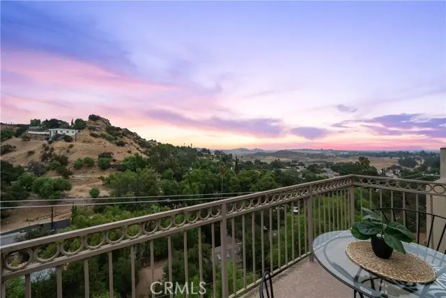 8350 Hillcroft Drive, Canoga Park, CA 91304 - Image #2