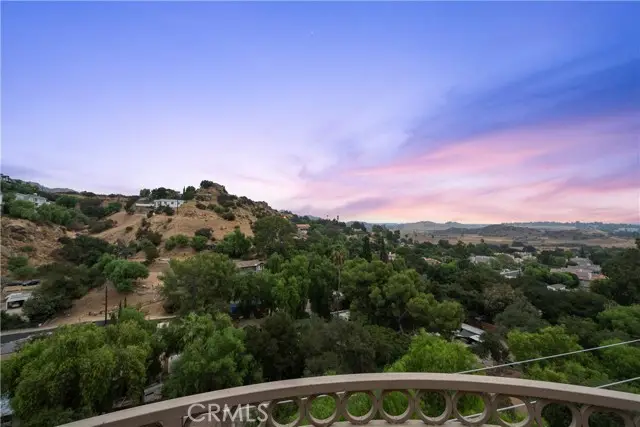 8350 Hillcroft Drive, Canoga Park, CA 91304 - Image #3